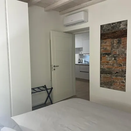 Maison Molteni - Center, Near The Appartamento