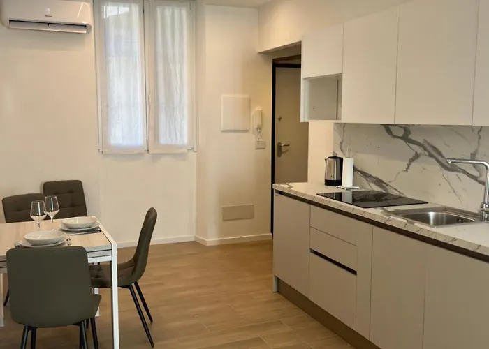 Apartment Maison Molteni - Historic Center, Near The