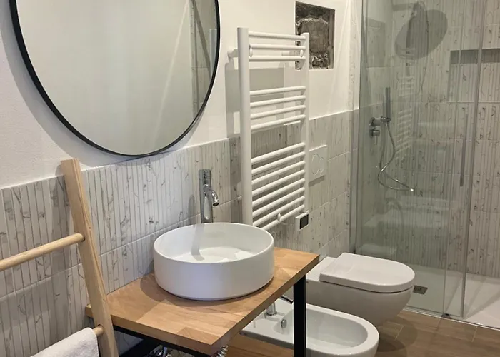 Maison Molteni - Historic Center, Near The Apartment Como